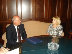 National Assembly Speaker Prof. Dr Slavica Djukic-Dejanovic receives newly-appointed Slovak Ambassador